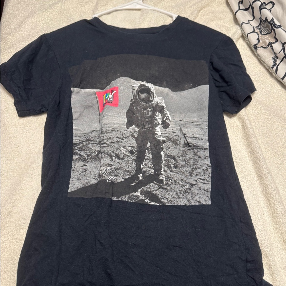 MTV Black Tee with Iconic‎ Logo